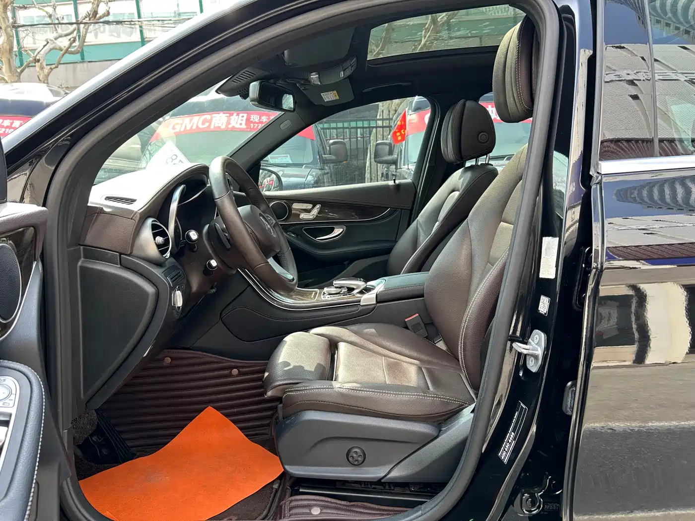 Mercedes-Benz GLC 2018 GLC 260 4MATIC Dynamic фото 6