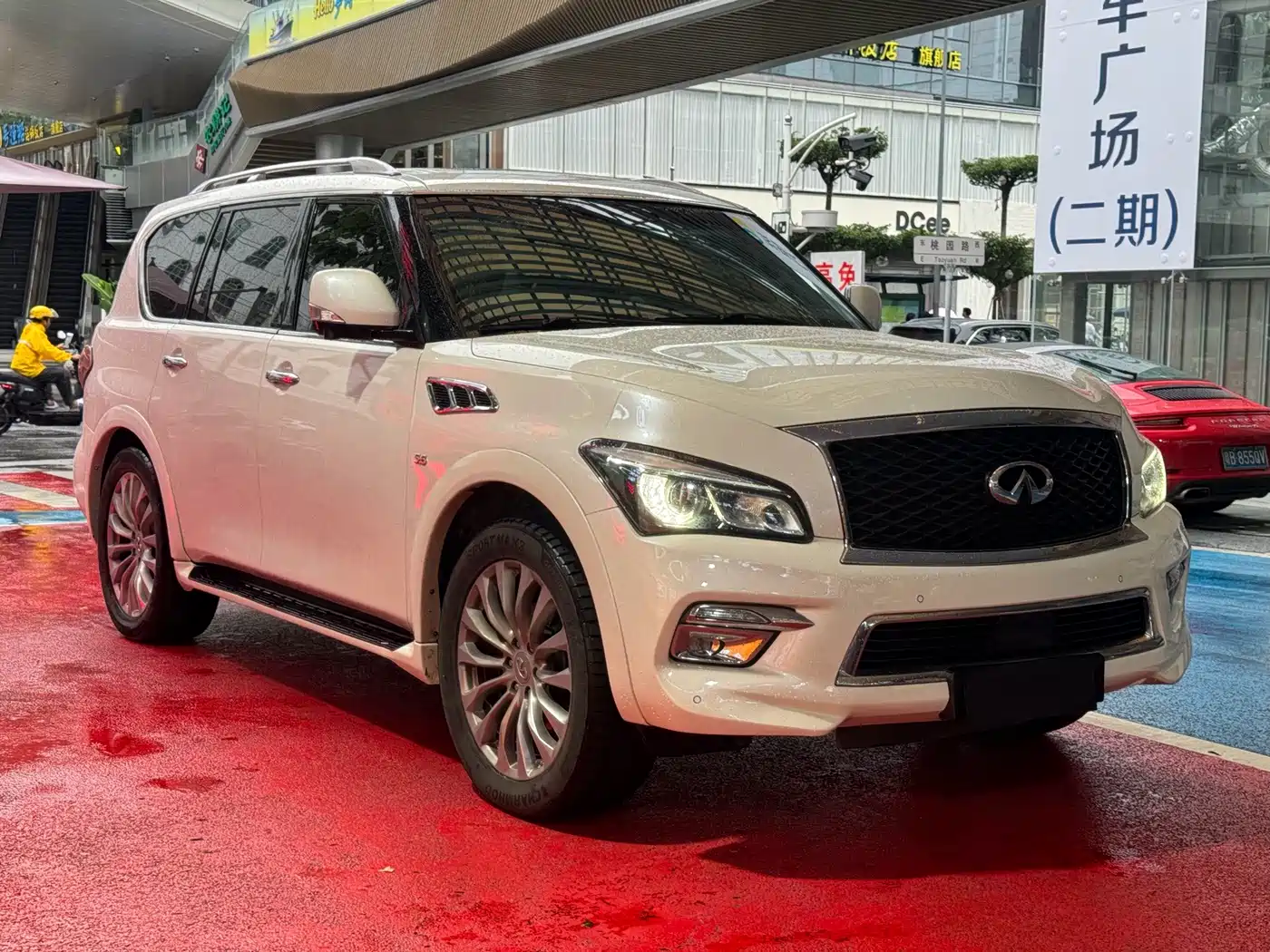 Infiniti QX80 2018 2016 5.6L 4WD