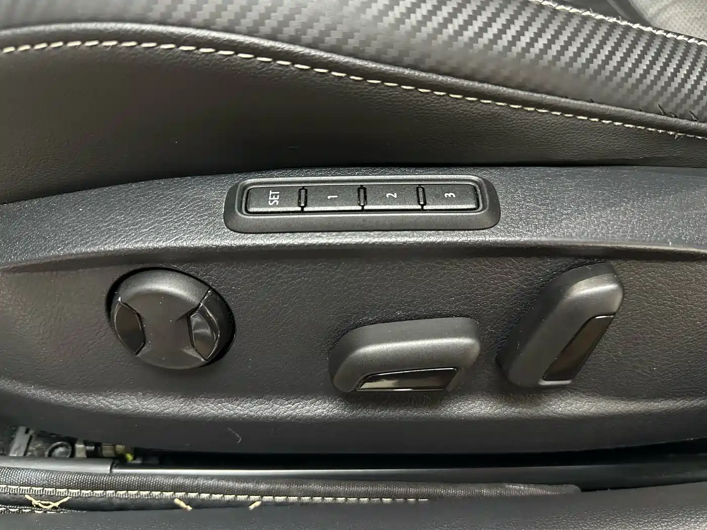 Volkswagen FAW-Volkswagen CC 2019 330TSI Charming Appearance (China V) фото 26