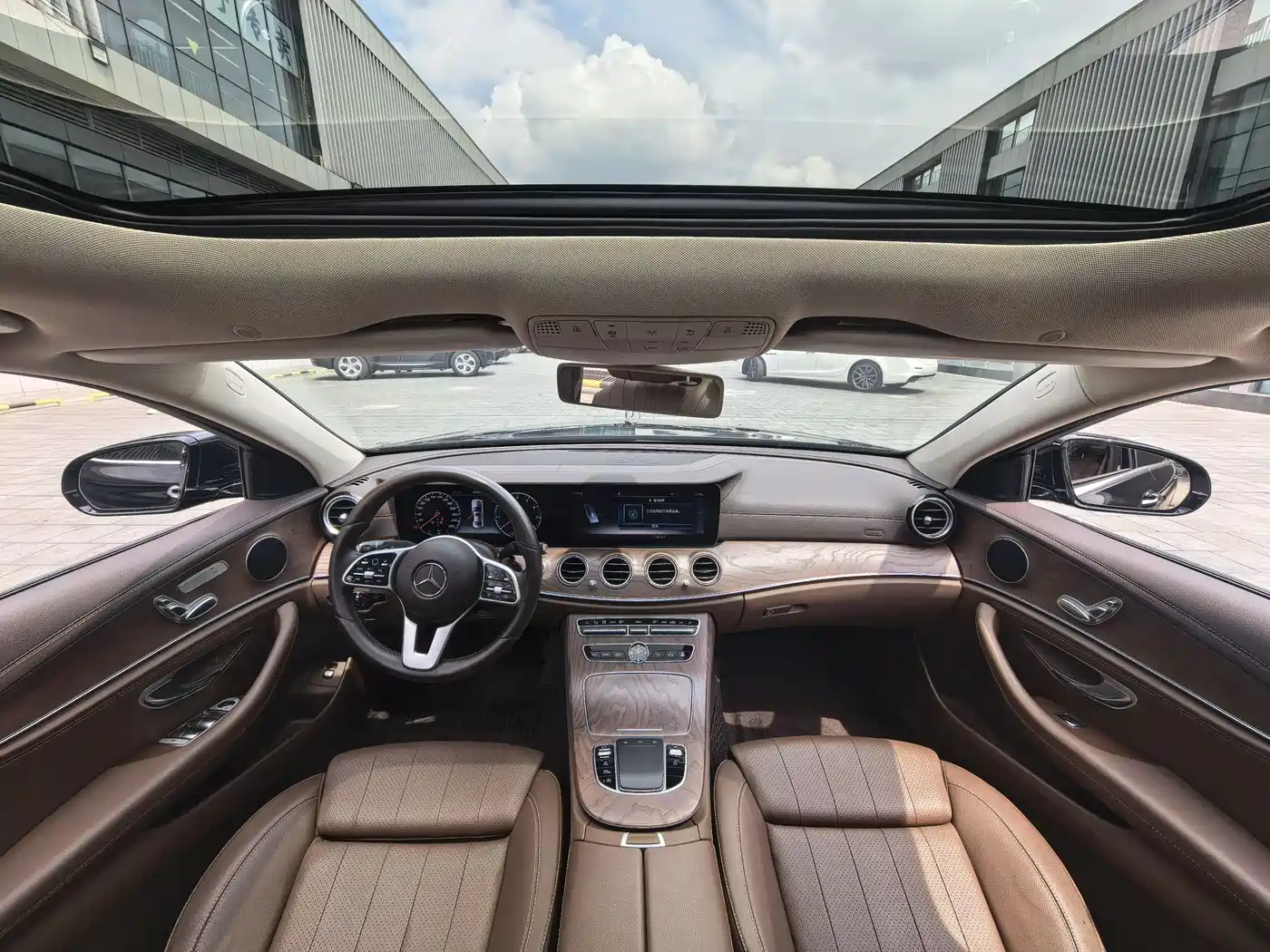 Mercedes-Benz E-Class 2020 E 260 L фото 11
