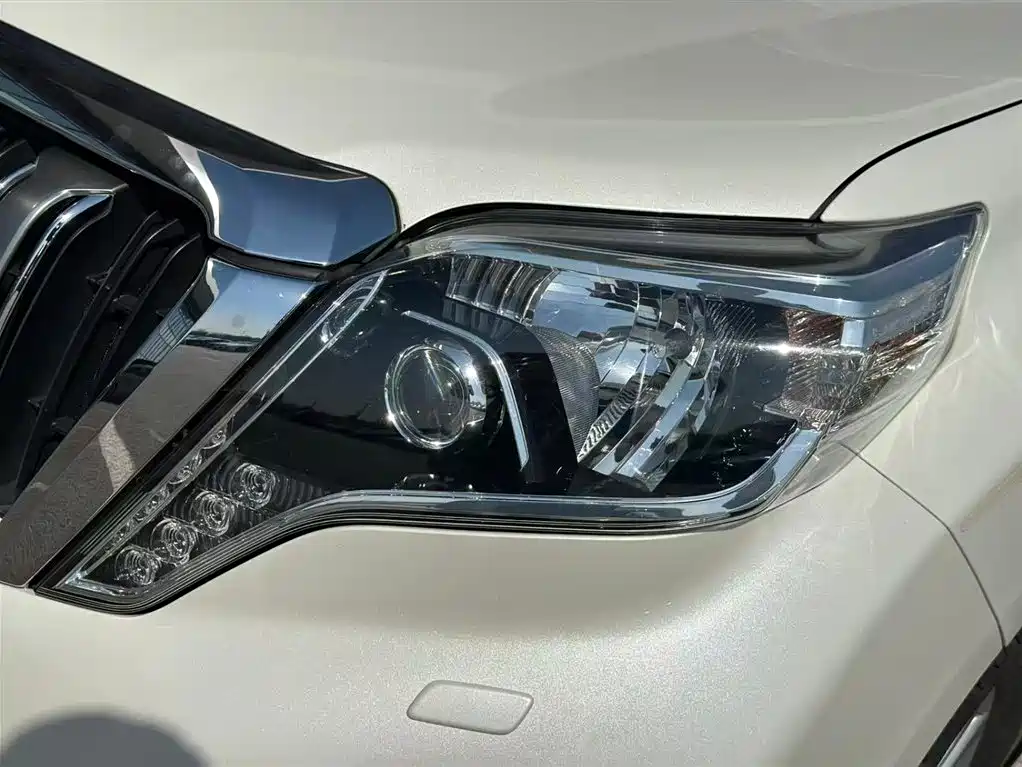 Toyota Prado 2016 3.5L Auto VX NAVI фото 5