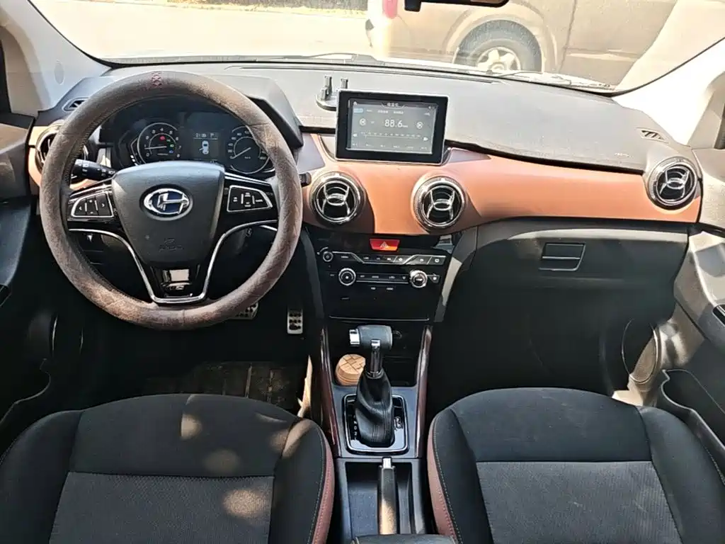BAIC Changhe Q25 2017 2017 1.5L Automatic Smart Edition