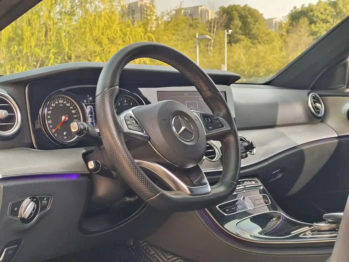 Mercedes-Benz E-Class 2017 E 200 Sport 4MATIC фото 7