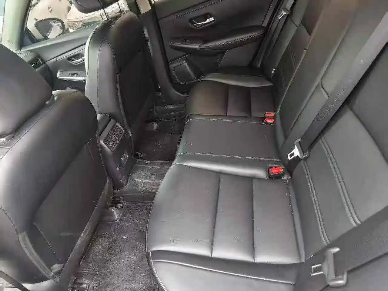 صورة 4 - Nissan Sylphy