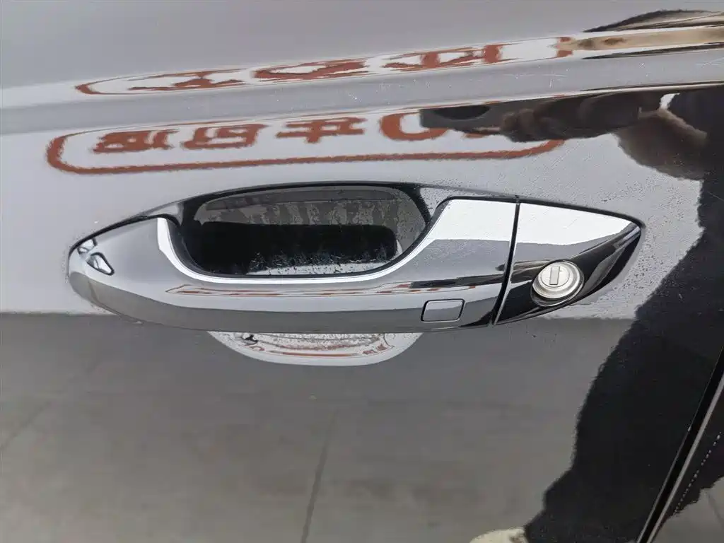 Kia Sportage 2019 2.0L Automatic Smart Luxury Edition фото 18