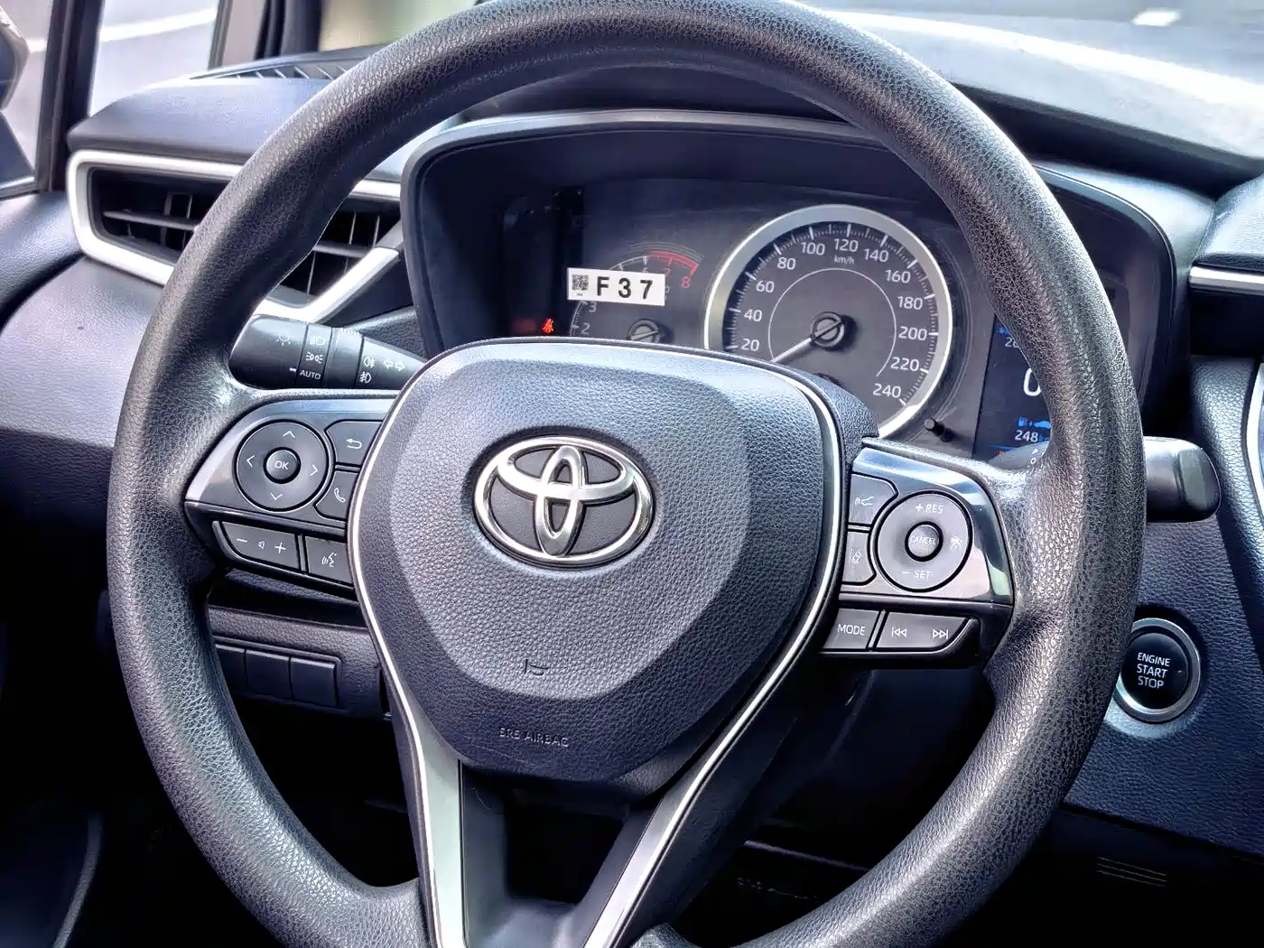 Toyota Corolla 2019 1.2T S-CVT GL-i Luxury Edition фото 15
