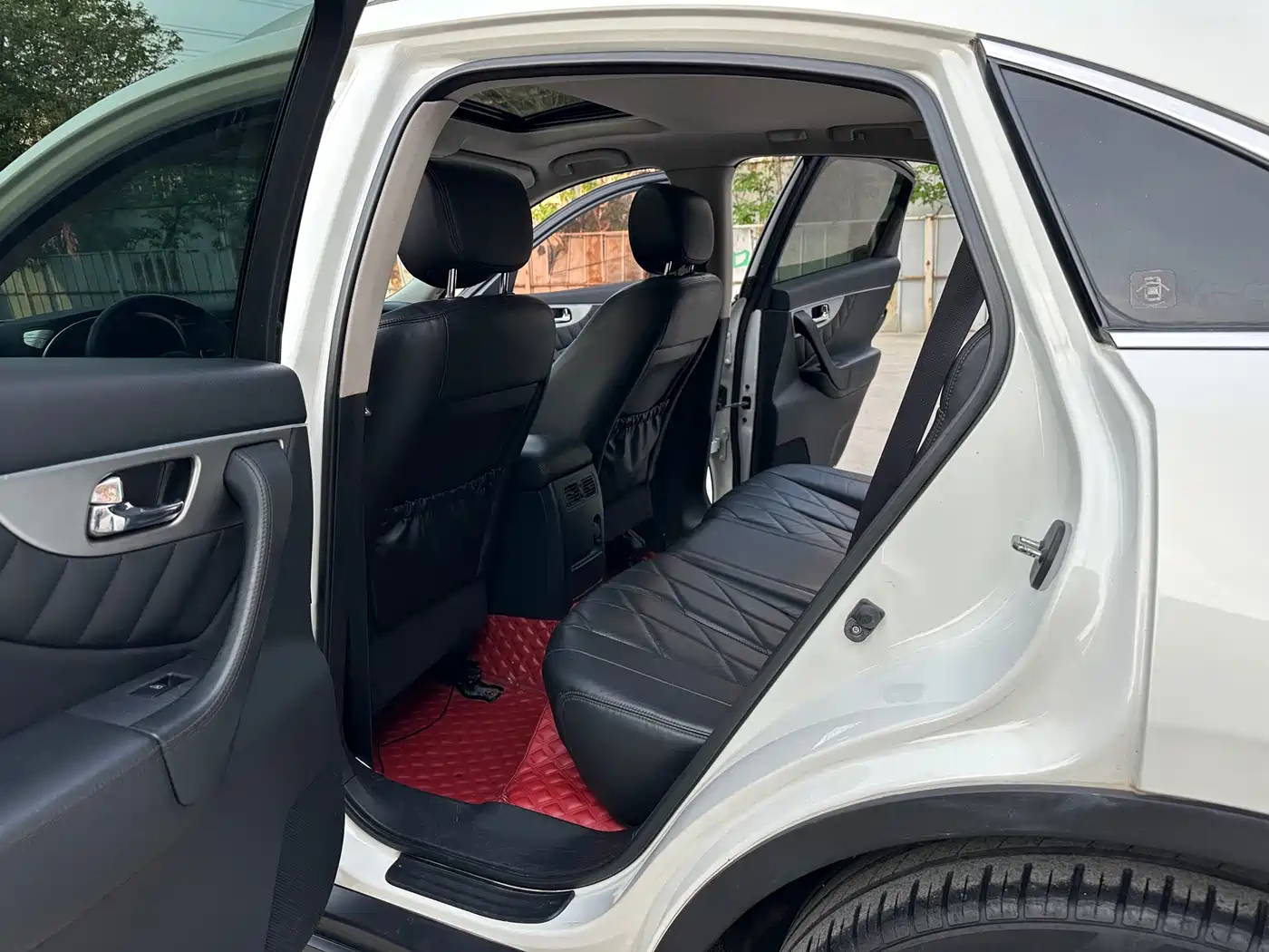 Infiniti FX 2013 FX37 Standard Edition фото 8