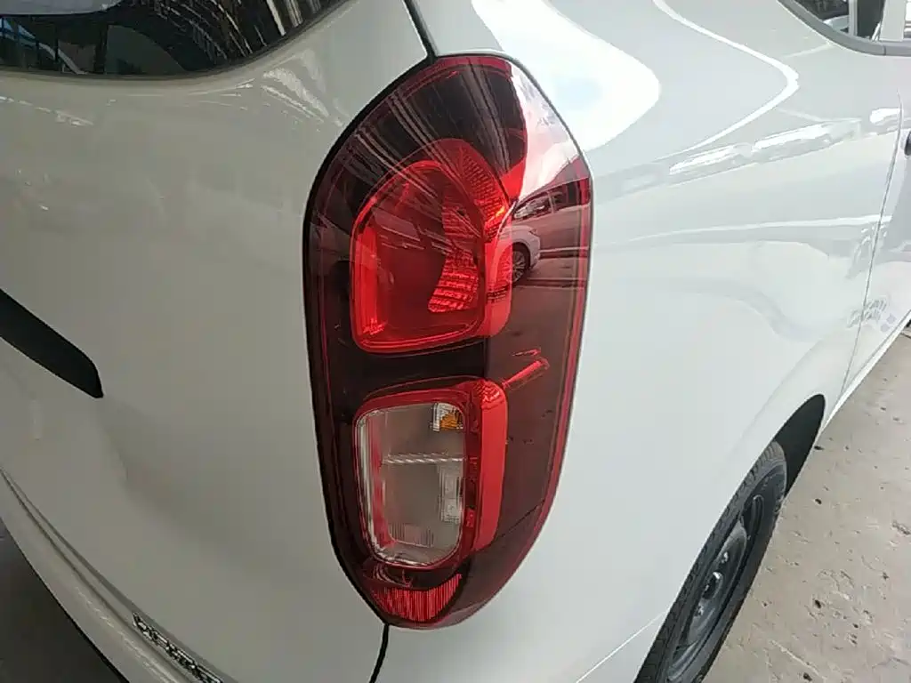 Wuling Motors Wuling Hongguang New Energy 2026 2024 Model Pure Electric 300KM Utility Version