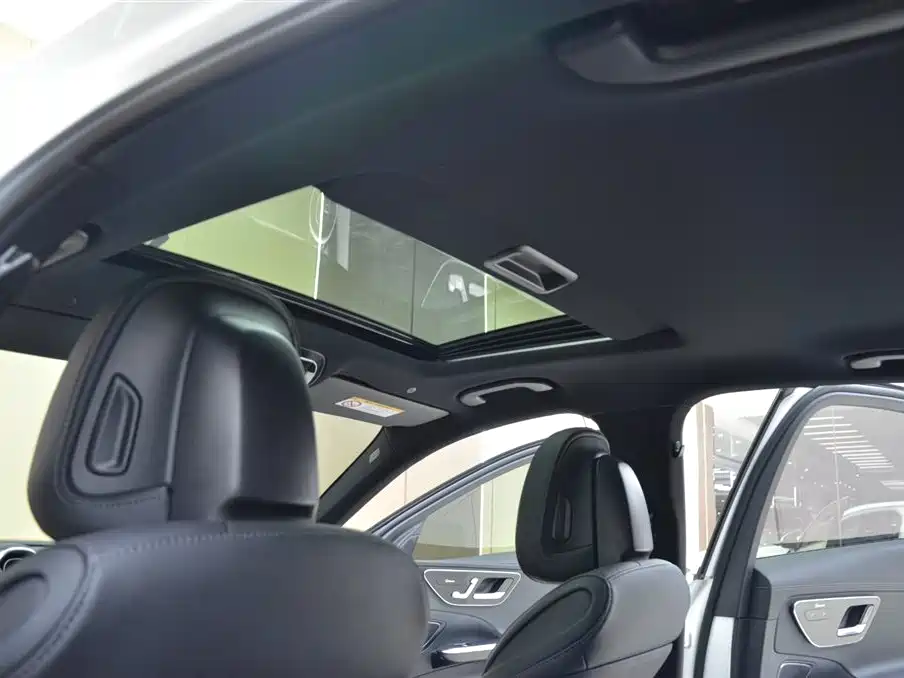 Mercedes-Benz C-Class 2023 C 200 L Sport фото 13