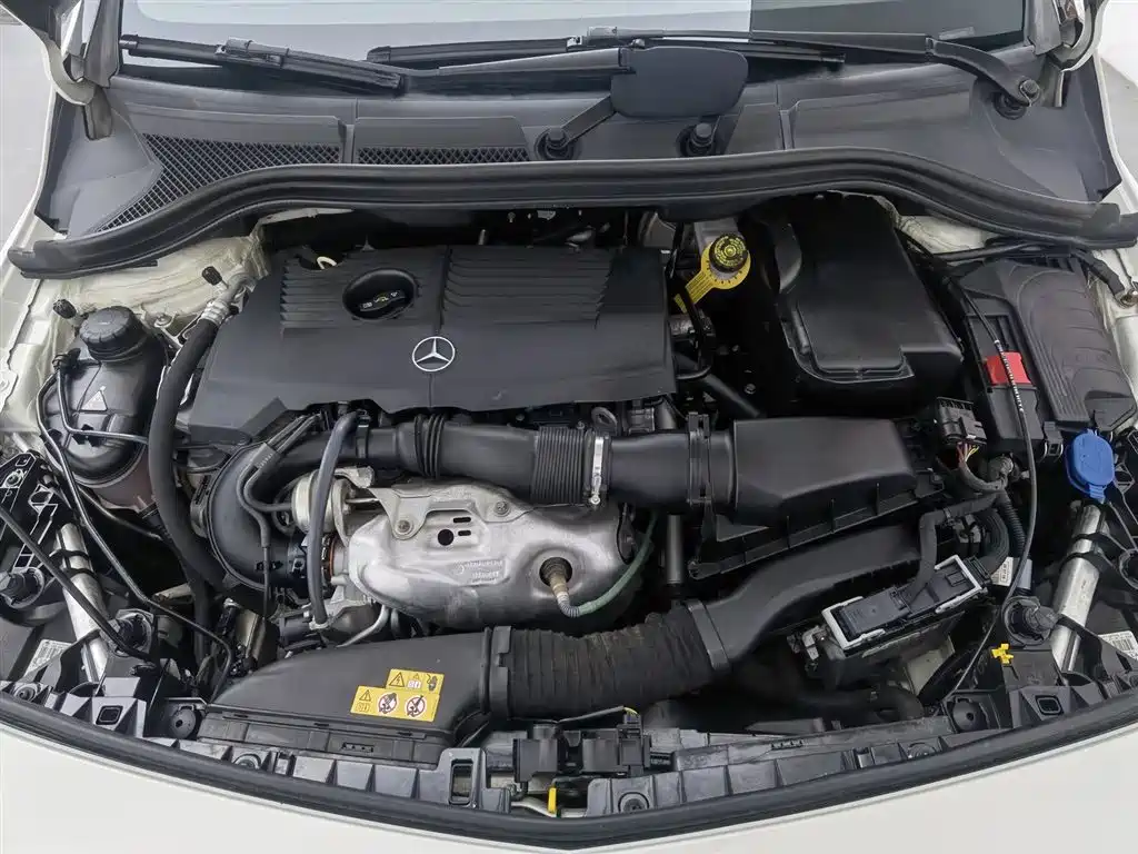 Mercedes-Benz B-Class 2015 B 200 Dynamic фото 6