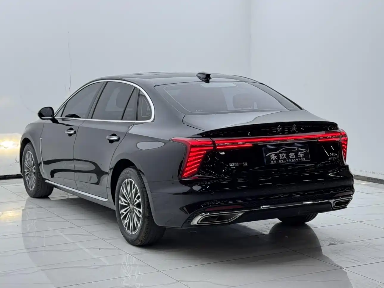 Hongqi H5 2025 1.5T DCT Flag Rhythm 500,000 Units Memorial Edition фото 15