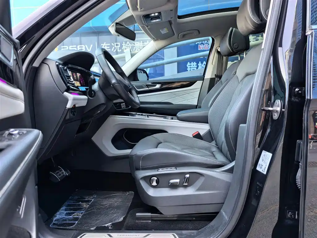 Volkswagen Teramont 2024 380TSI 4WD Prestige Luxury Edition фото 7