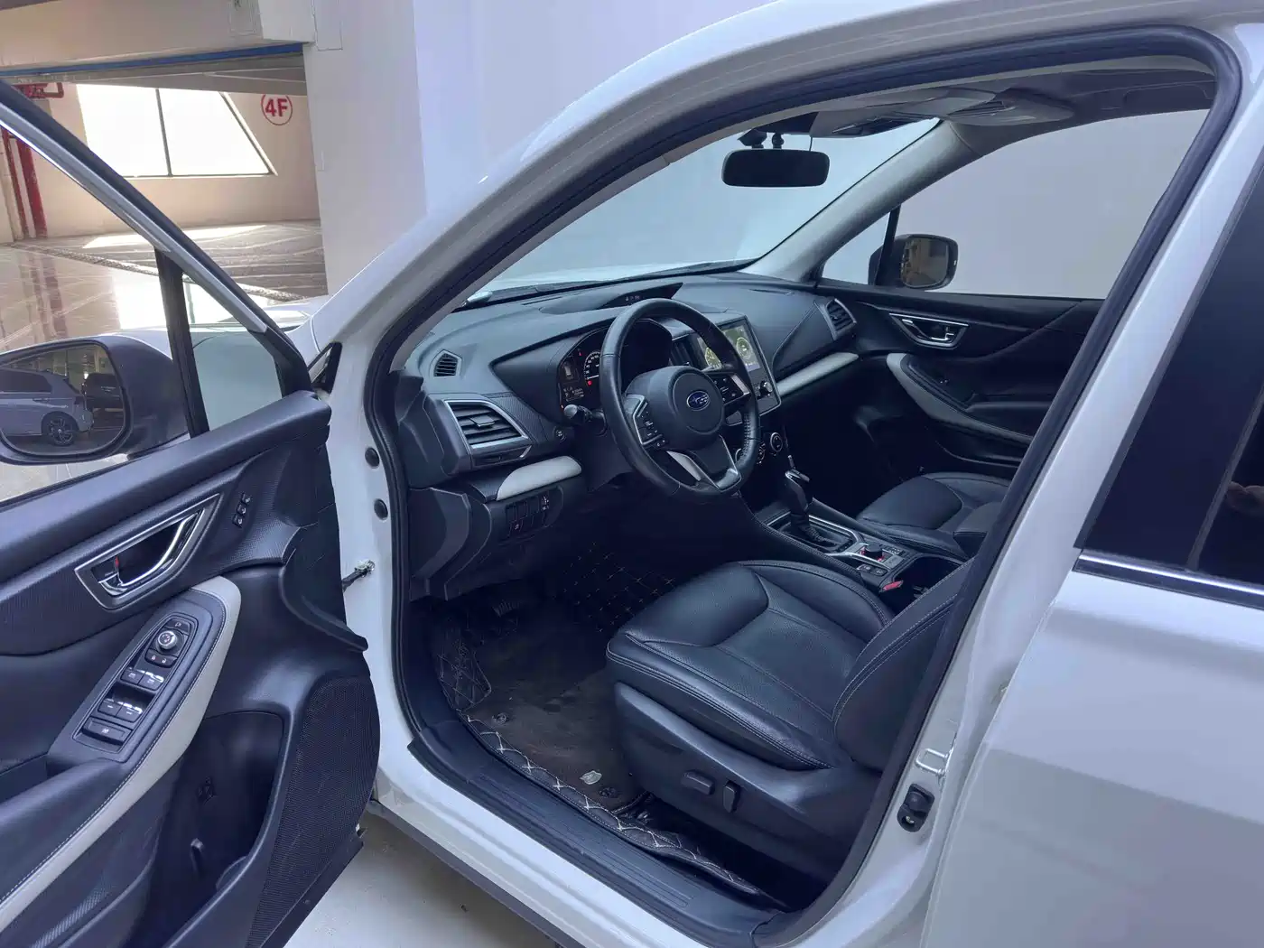 SUBARU FORESTER