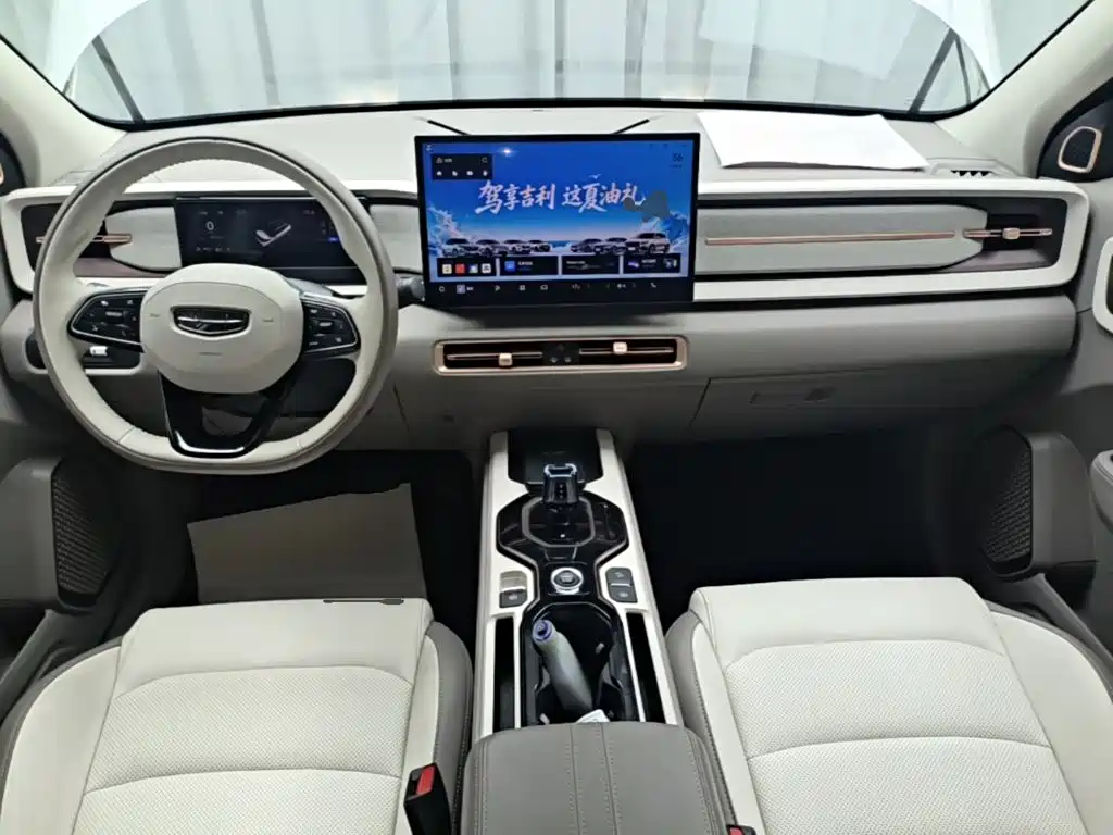 Geely ICON 2025 2026 Chocolate 1.5TD Pure Edition