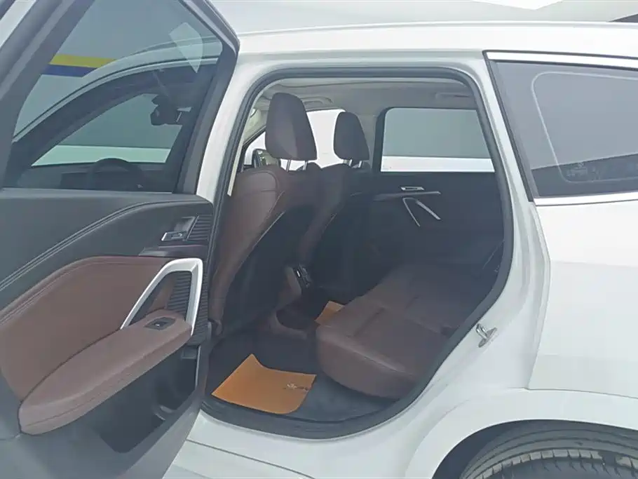 BMW X1 2025 sDrive25Li M Sport Package фото 11