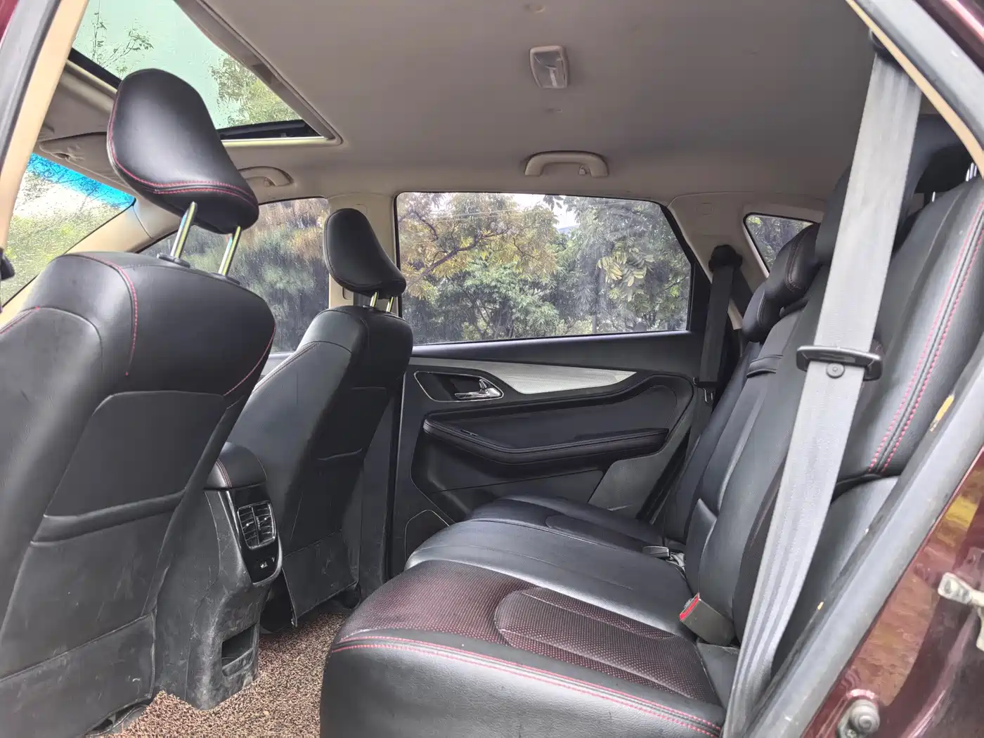 Baojun 560 2015 2015 1.8L Manual Luxury