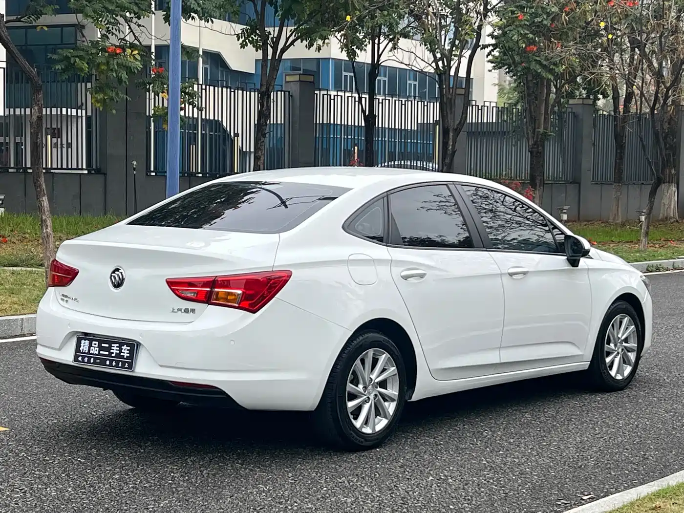 Buick Verano 2017 Sedan 15S Automatic Progressive фото 7