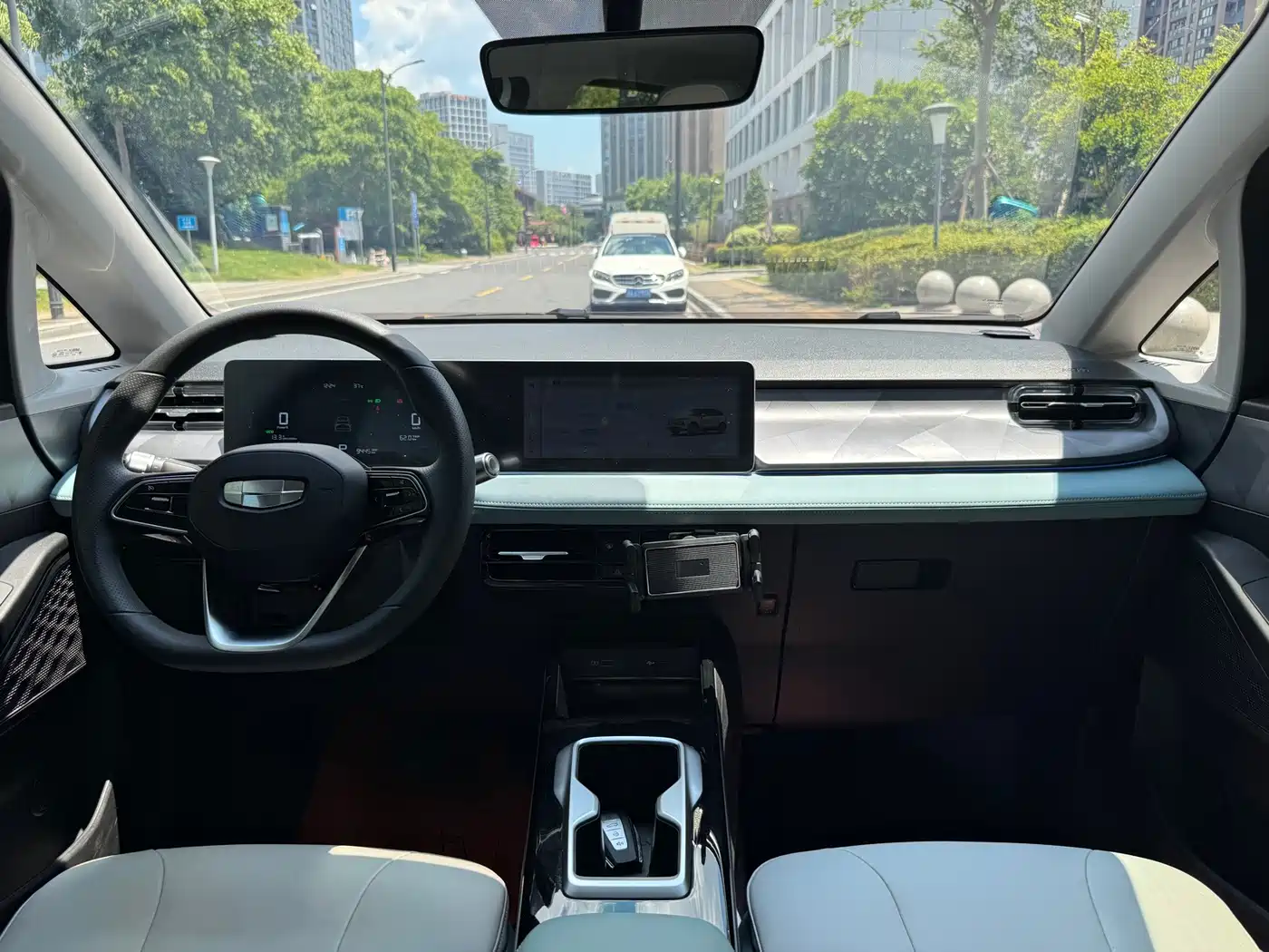 Geely Geometry E Firefly 2024 2024 Model 301km Starlight