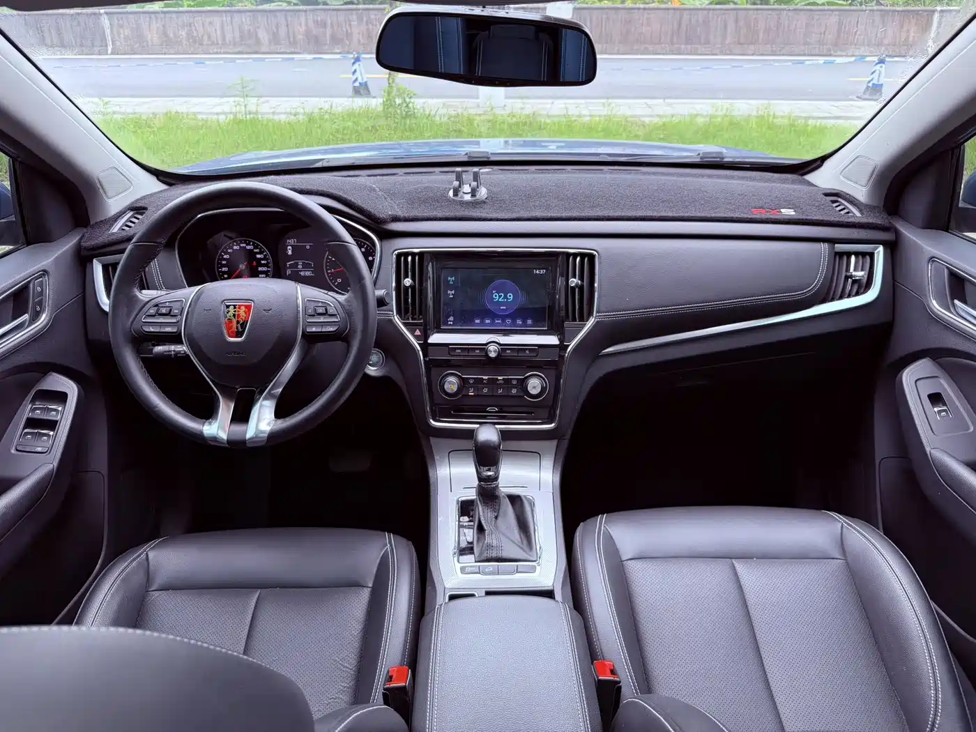 Roewe RX5 2016 2016 20T 2WD Automatic Flagship Edition