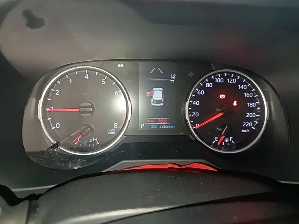 Toyota Wildlander 2023 2.0L CVT FWD Urban фото 12
