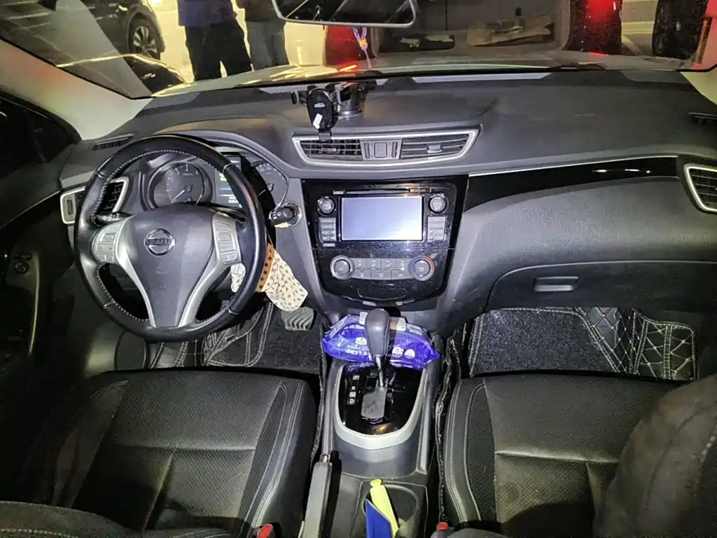 Фото 12 - Nissan Qashqai