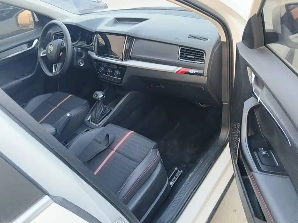 Photo 13 - Škoda Kamiq