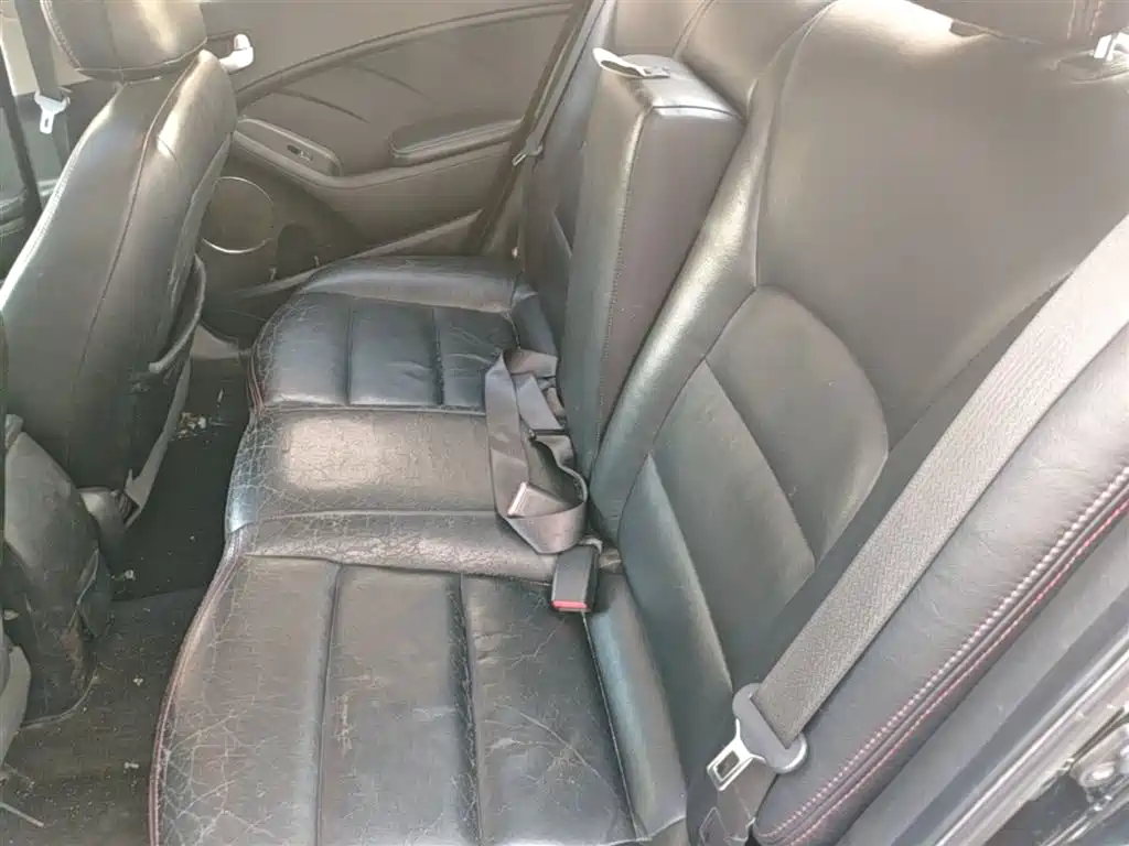 Kia K3 2015 1.6L Automatic GLS фото 17