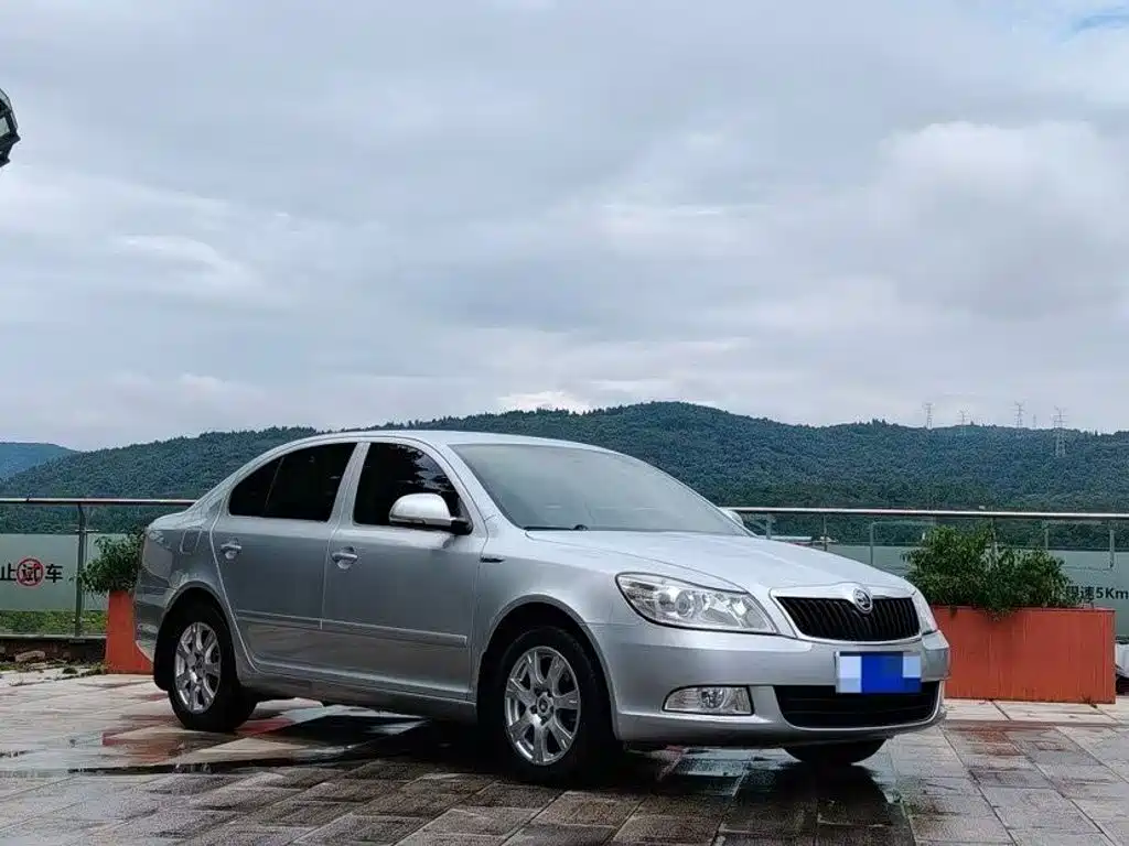 Фото 1 - Škoda Octavia