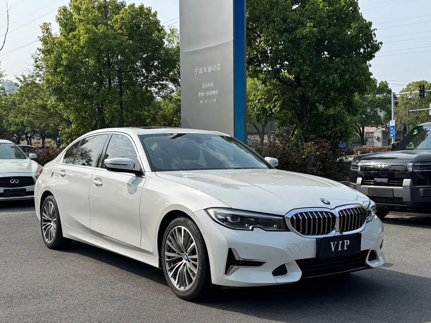 BMW 3 Series 2020 325Li Launch Edition фото 3