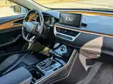 Фото 31 - Hongqi H5
