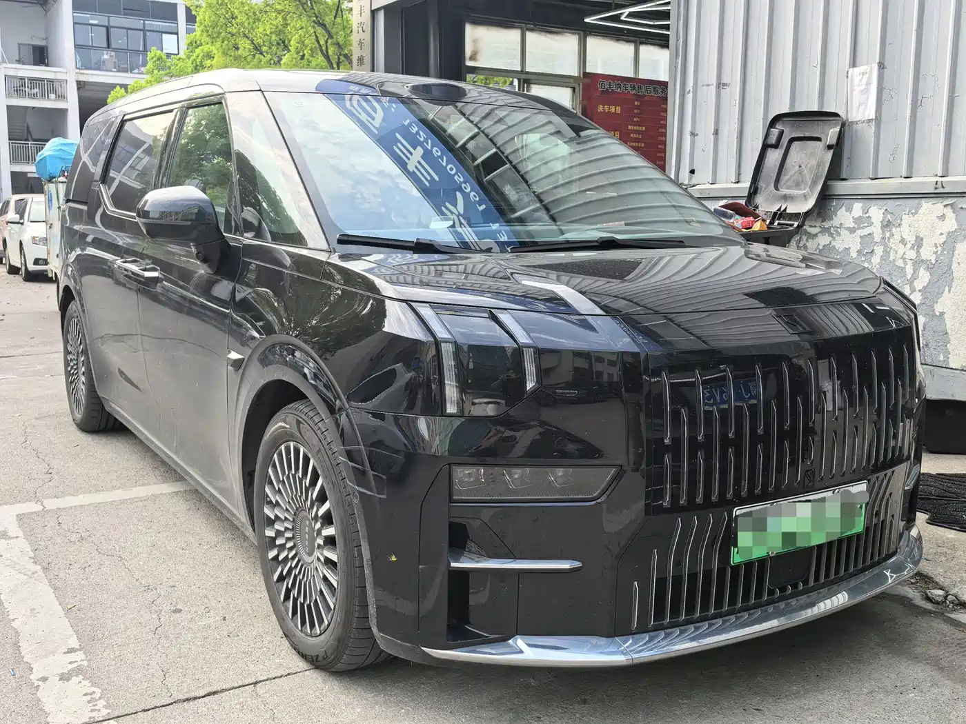 ZEEKR EXTREME KRYPTON 009