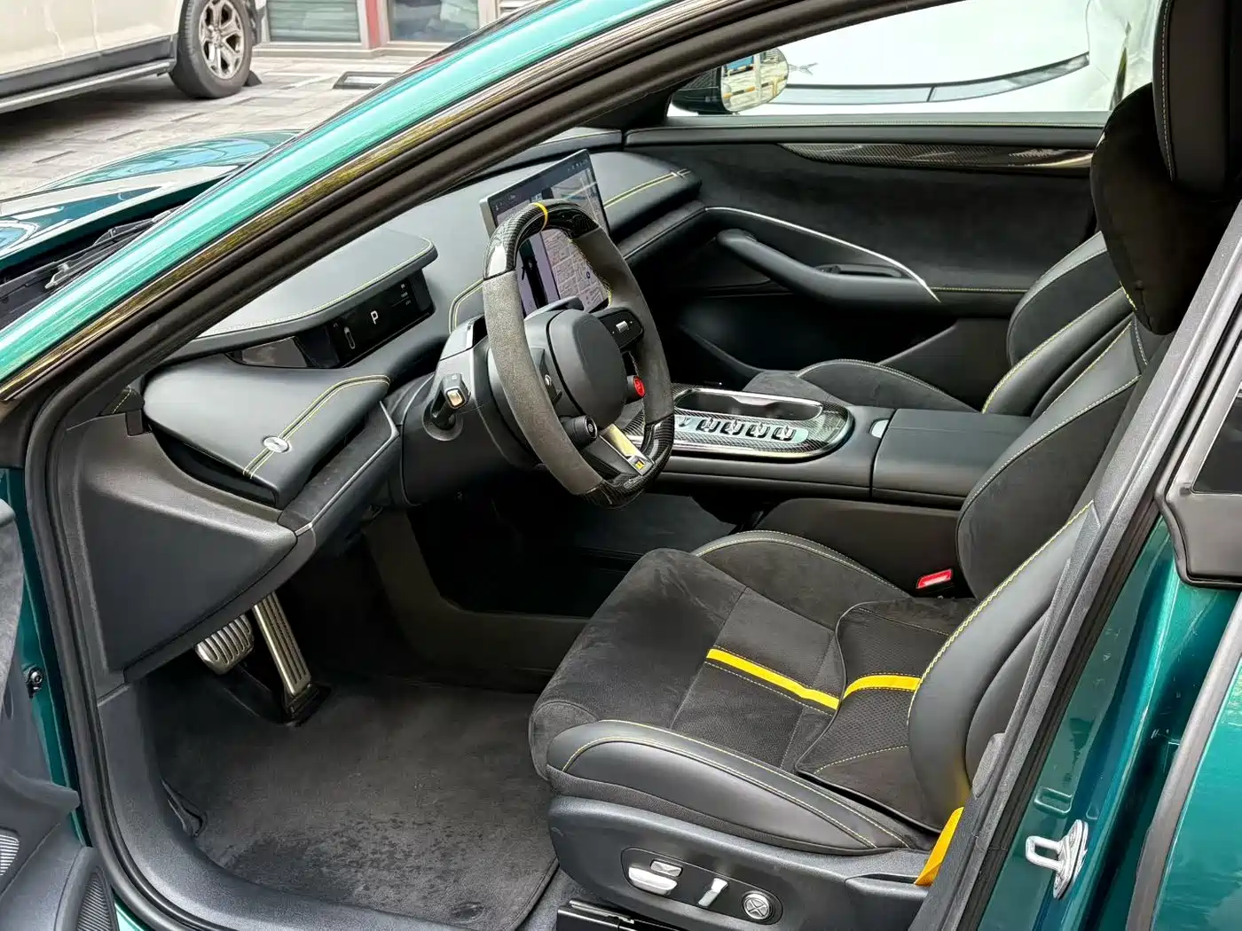 XIAOMI CAR XIAOMI SU7 ULTRA