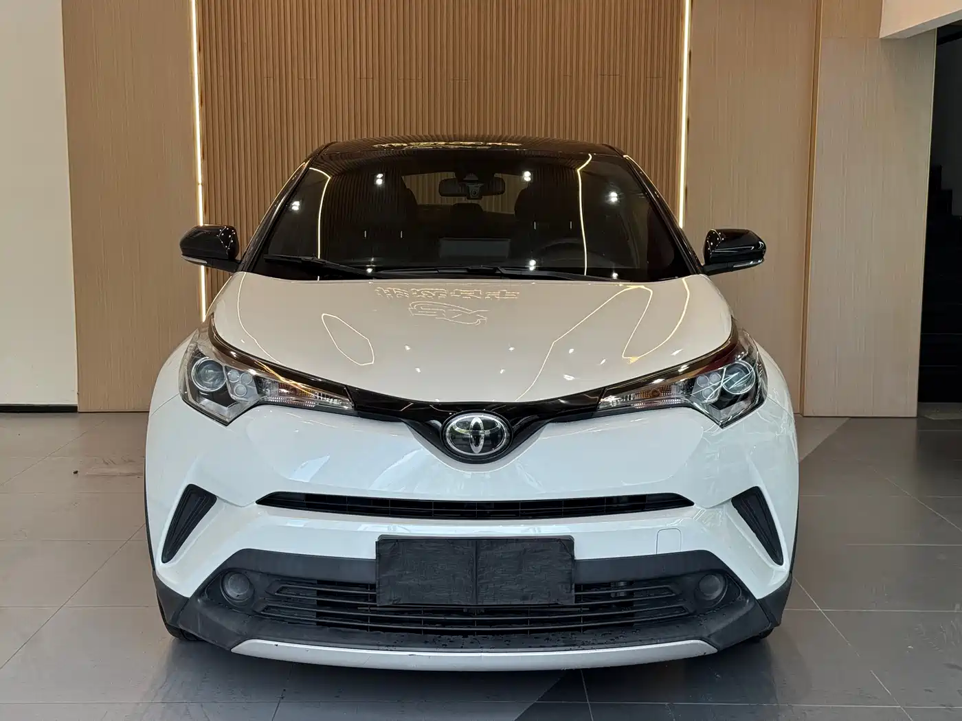 Toyota IZOA 2020 2.0L Yi Xiang Edition фото 2