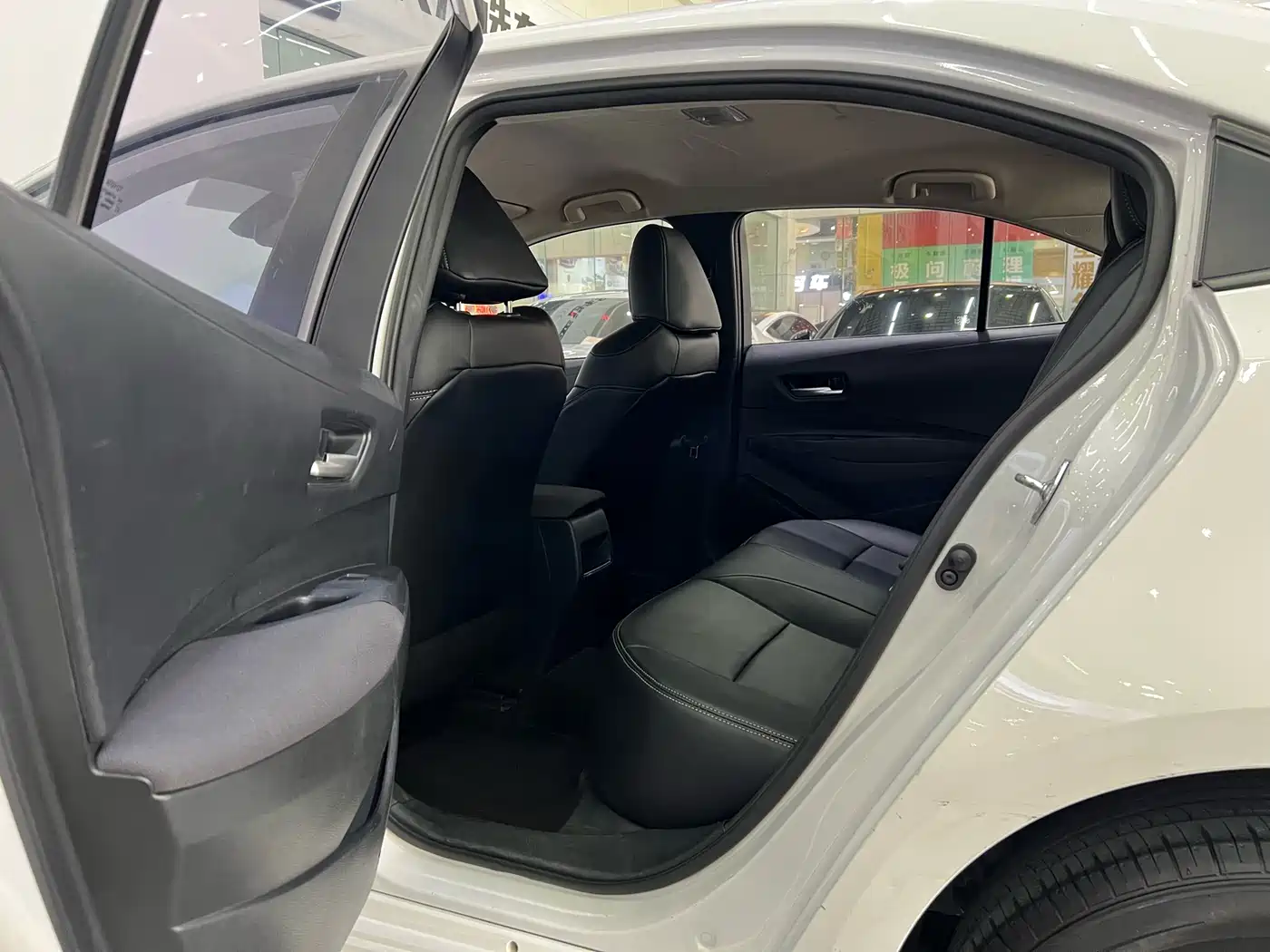 Toyota Corolla 2021 1.2T S-CVT Elite Edition фото 9