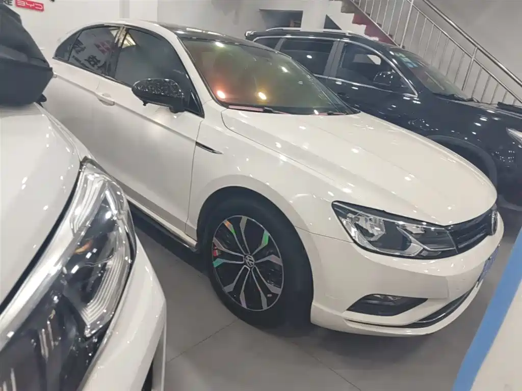 Volkswagen Lamando 2018 280TSI DSG Comfort Edition фото 4