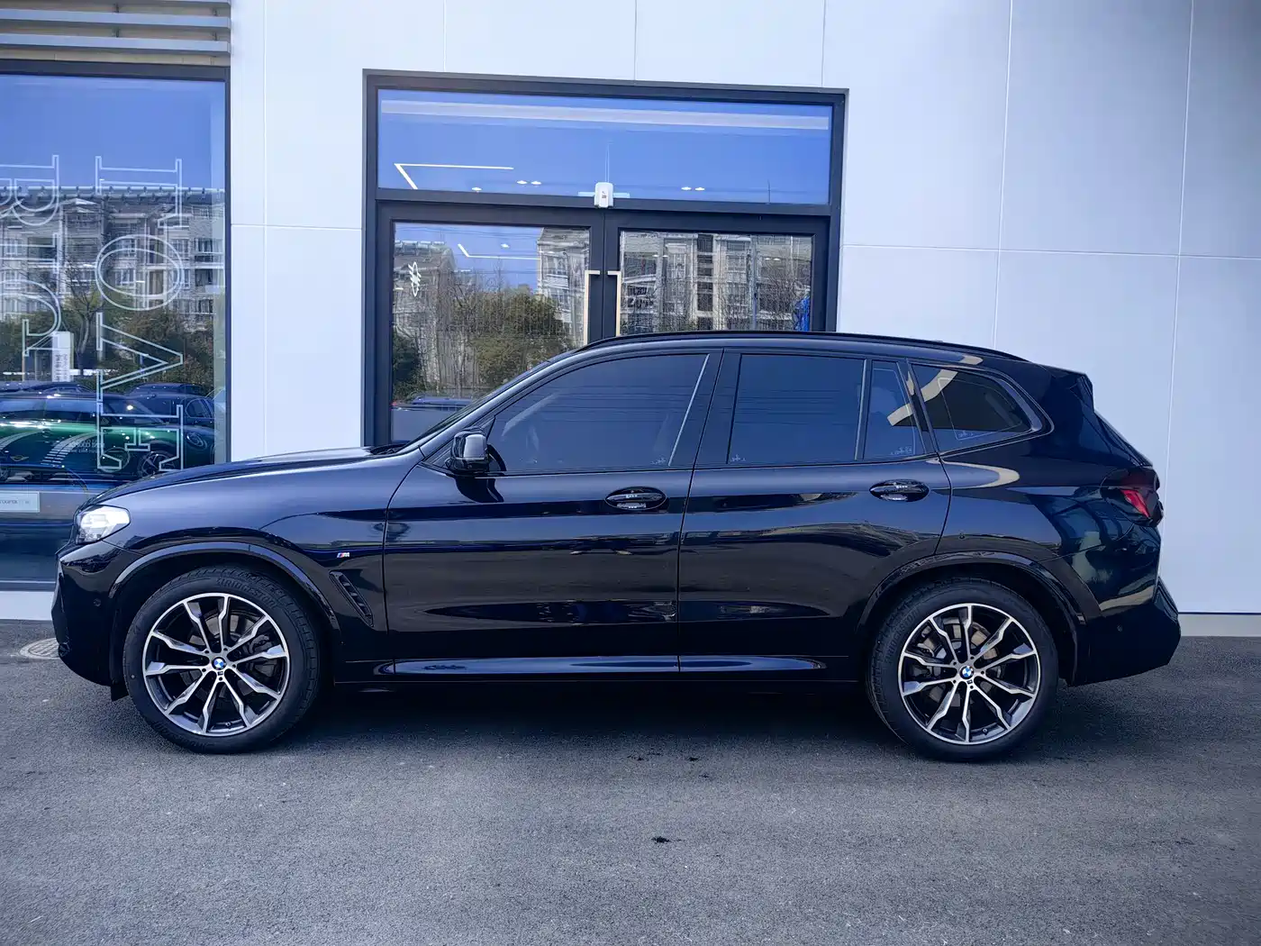 BMW X3 2023 xDrive30i Leading M Night Package фото 2