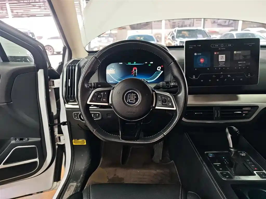 BYD TANG