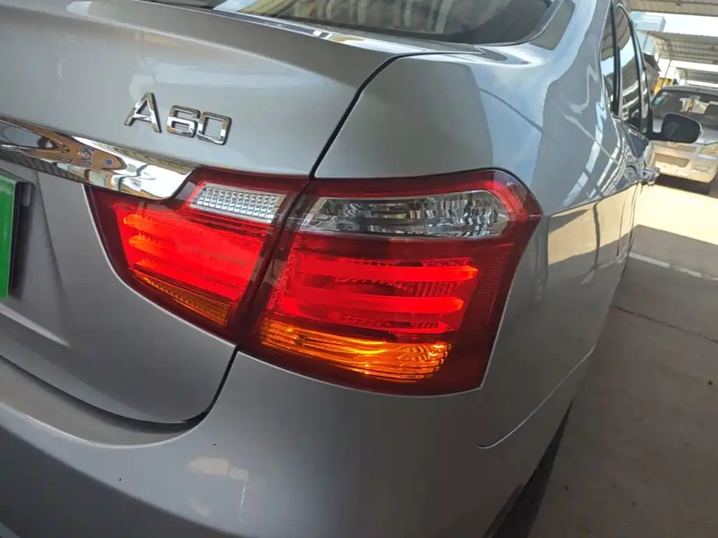 Dongfeng Aeolus Dongfeng Fengshen A60 2016 2016 1.6L Automatic Luxury