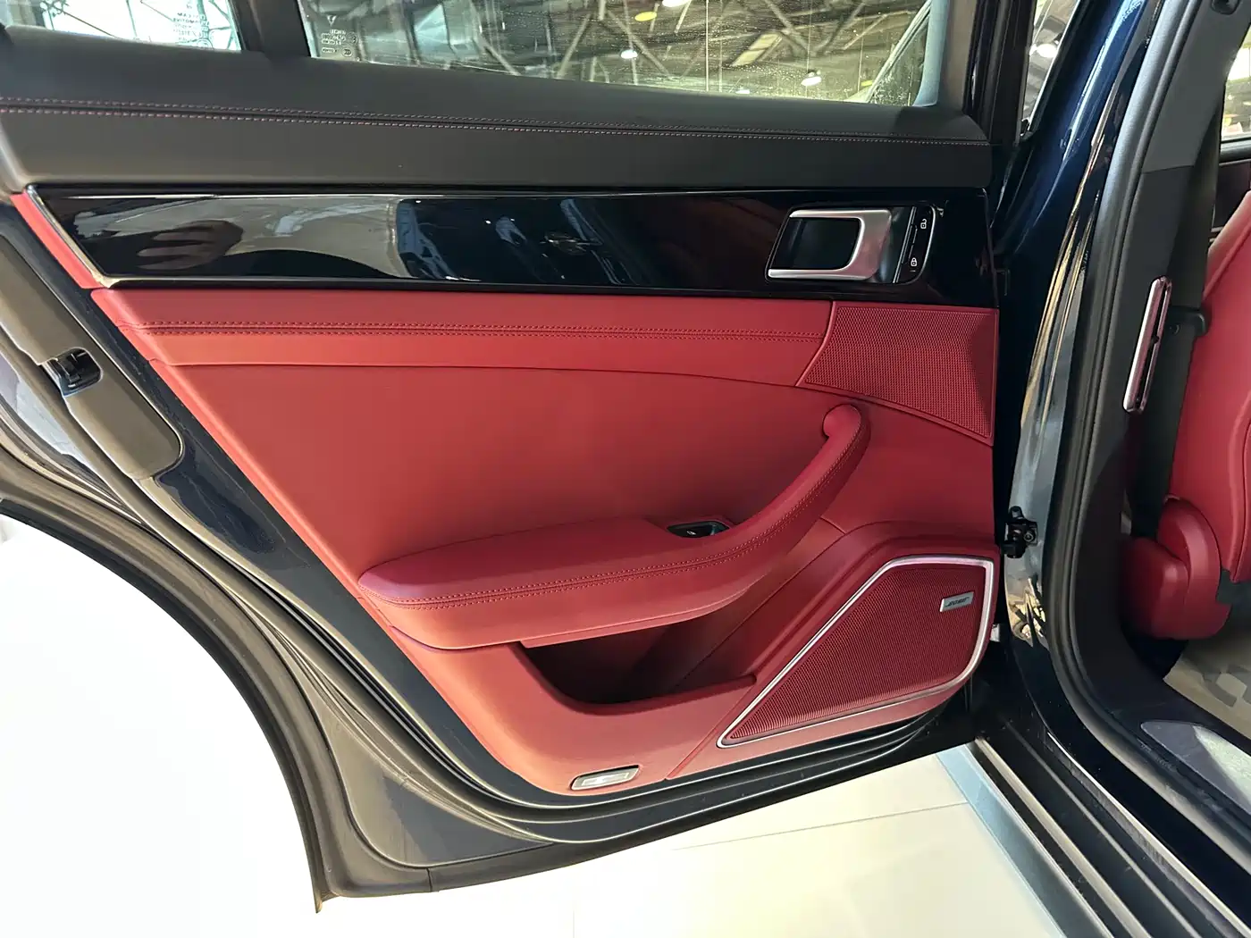 Porsche Panamera 2019 Panamera 2.9T фото 15