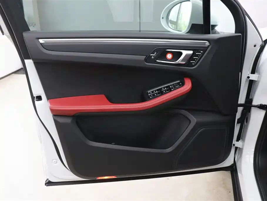 Porsche Macan 2021 Macan 2.0T фото 11