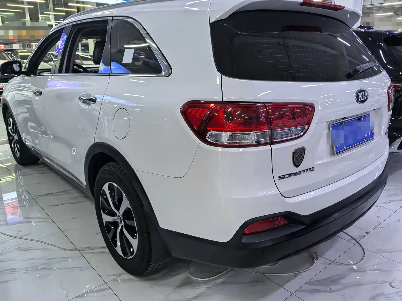 Kia Sorento 2016 2016 Sorento L 2.4L Petrol 4WD Custom 5-seater (China IV)