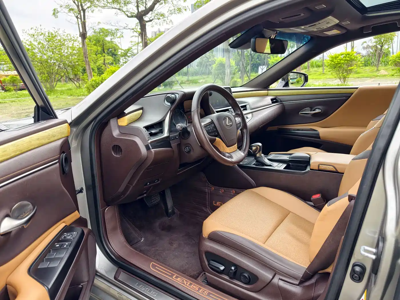Lexus ES 2018 200 Excellence Edition China V фото 32
