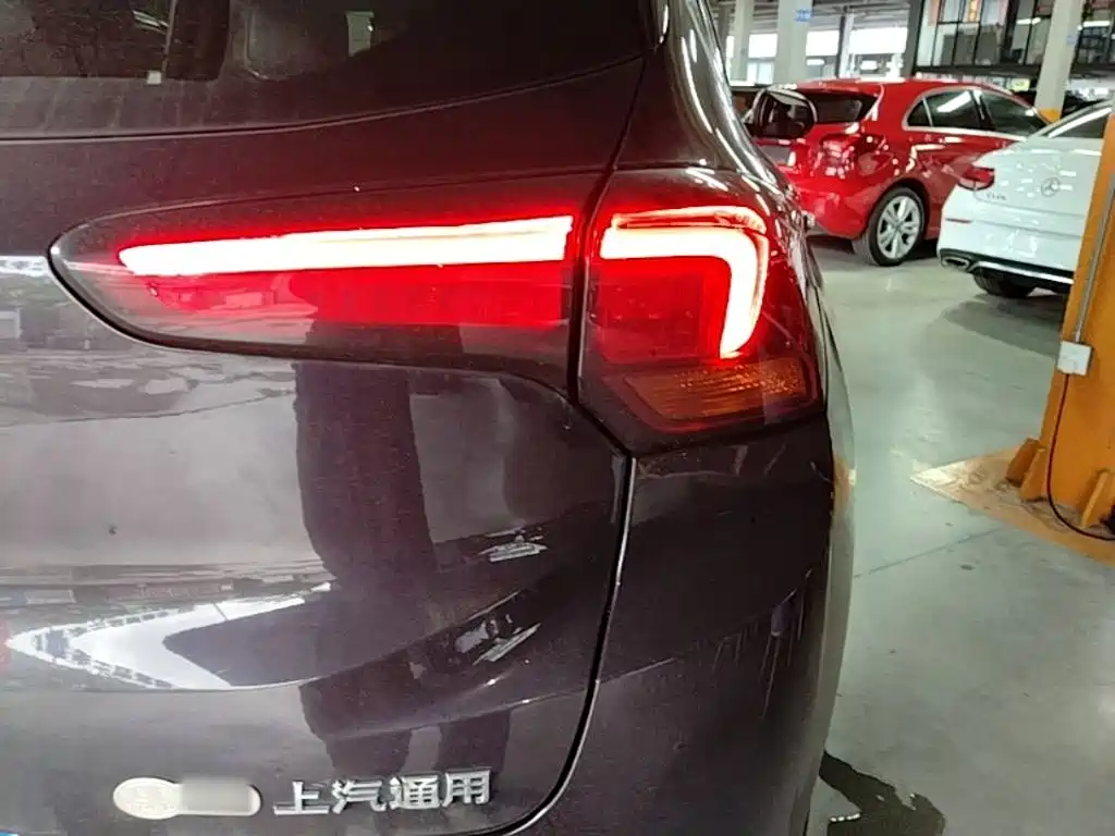 Buick Encore GX 2019 2020 20T CVT 2WD Luxury Model
