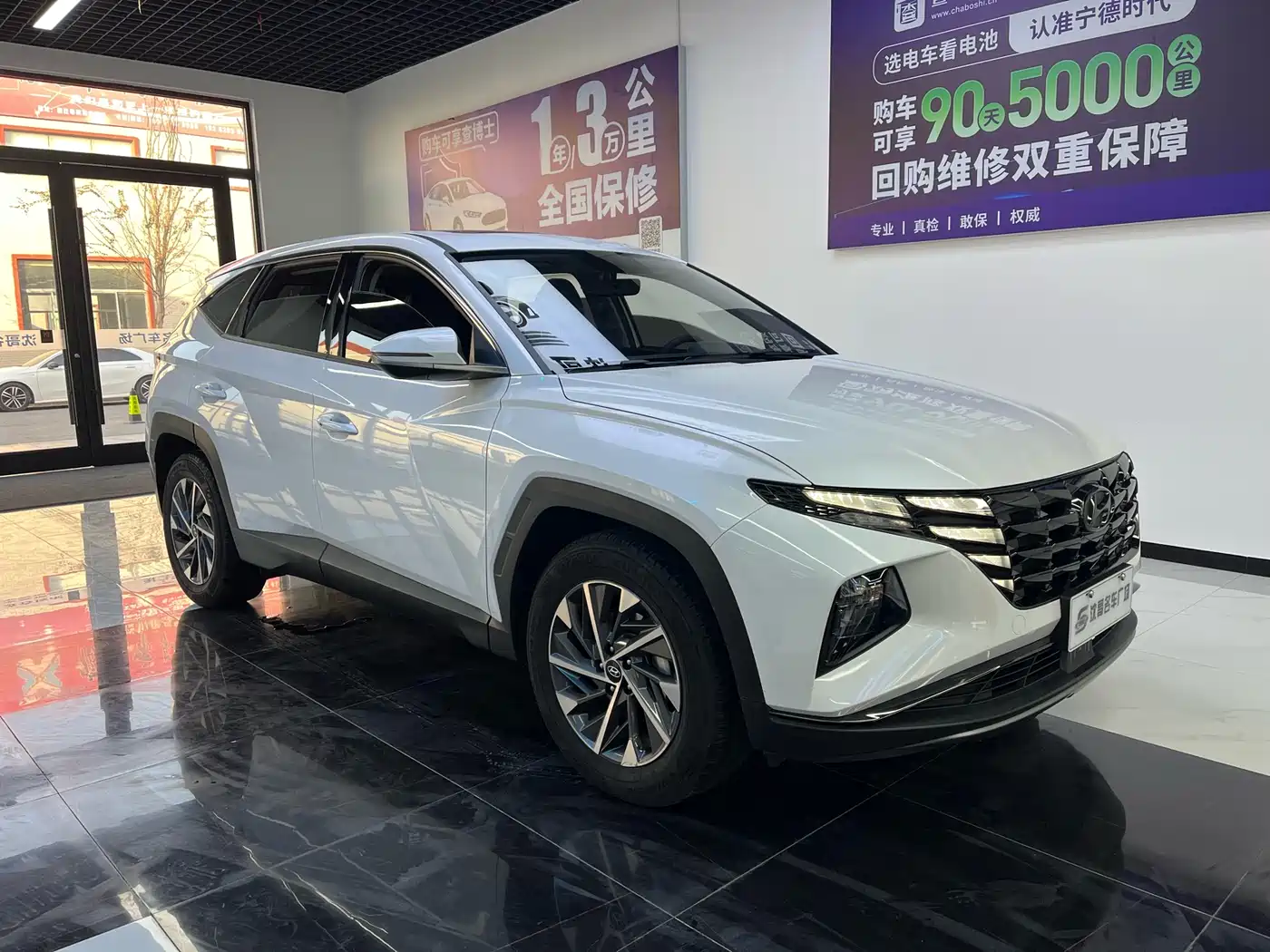 Hyundai Tucson 2023 Tucson L 1.5T Automatic 2WD LUX Premium Edition фото 3