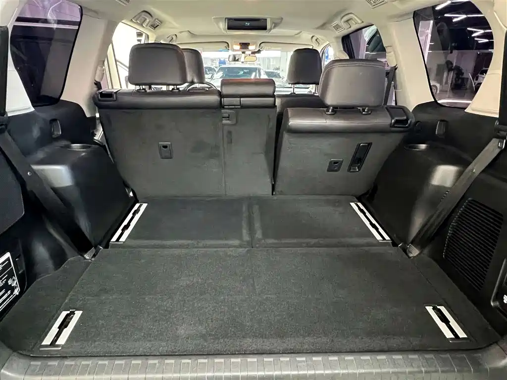 Toyota Prado 2018 3.5L Automatic TX-L Rear-mounted Spare Tire фото 22