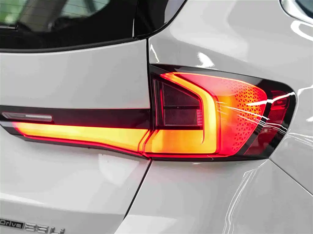 Photo 14 - BMW X1