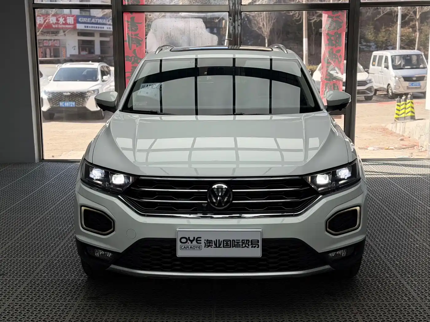 Volkswagen T-ROC 2021 280TSI DSG 2WD Comfort Smart Connect Edition фото 2