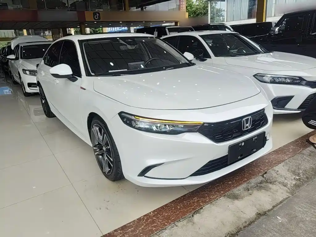Honda Integra 2023 2023 240TURBO CVT Premium Edition