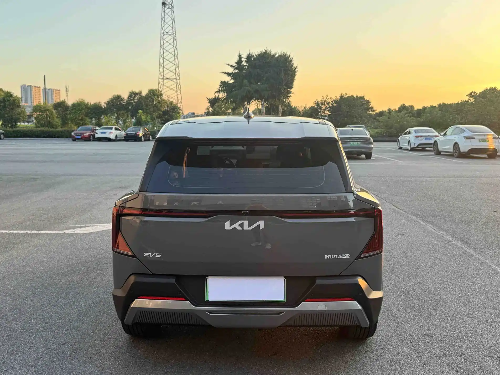 صورة 3 - Kia EV5