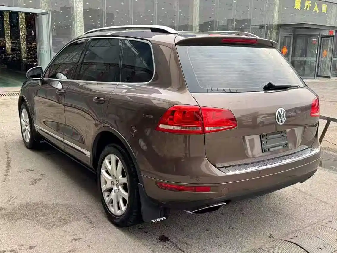 Volkswagen Touareg 2011 3.0TSI Standard фото 4